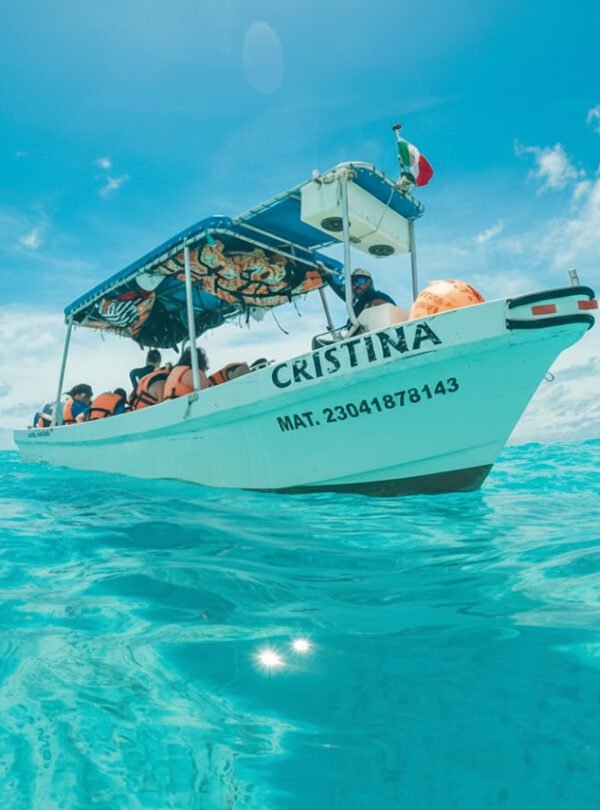 Excursiones de Experiencias Náuticas en TRAVEXA Argentina.